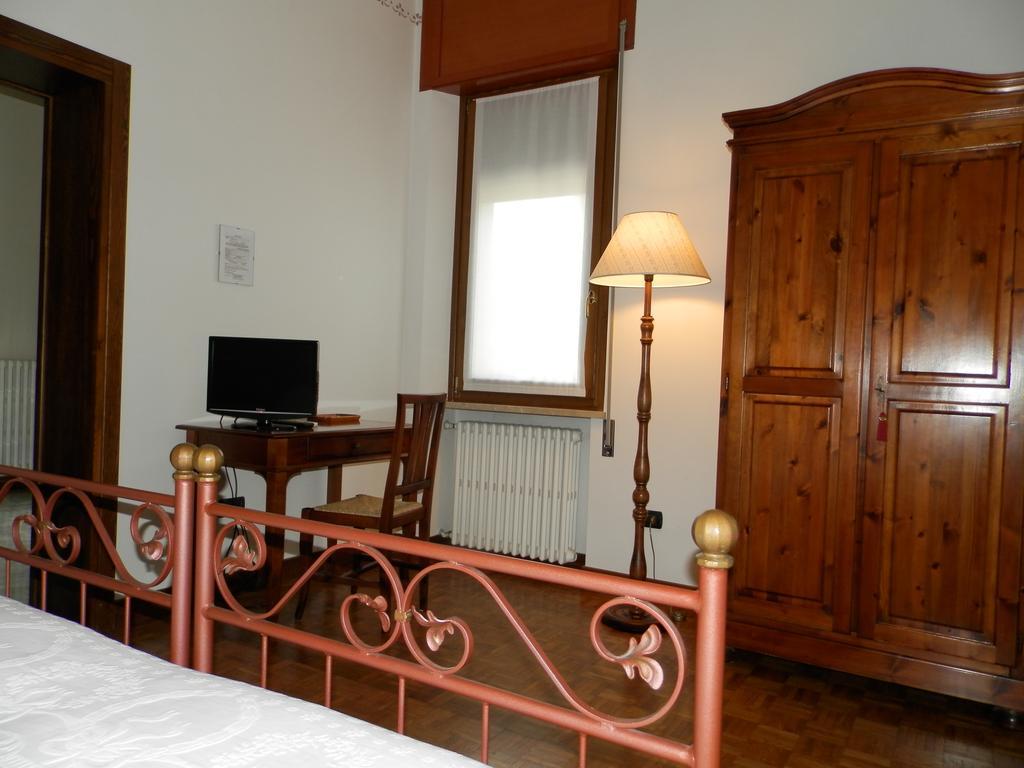 Agriturismo Cà Rossa Pegognaga Quarto foto